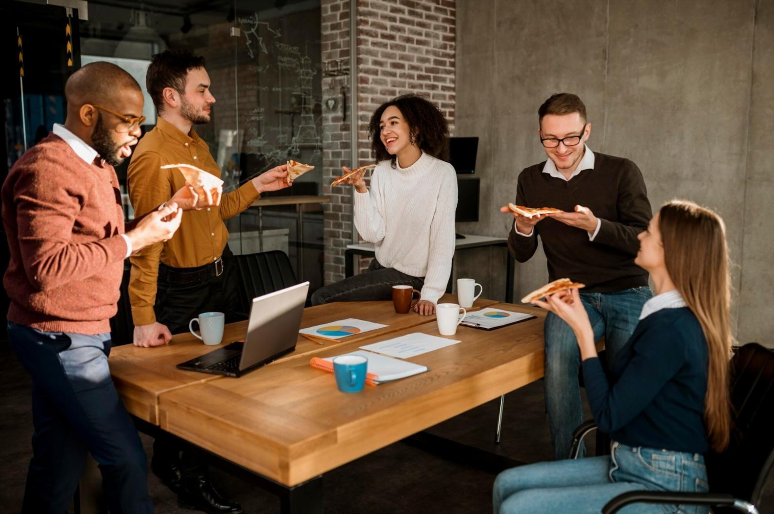 Erfolgreiche Finanzberatung in modernem Büro